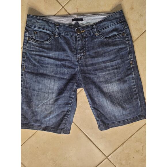 Tommy Hilfiger Jean Shorts Women size 4 - Picture 2 of 5
